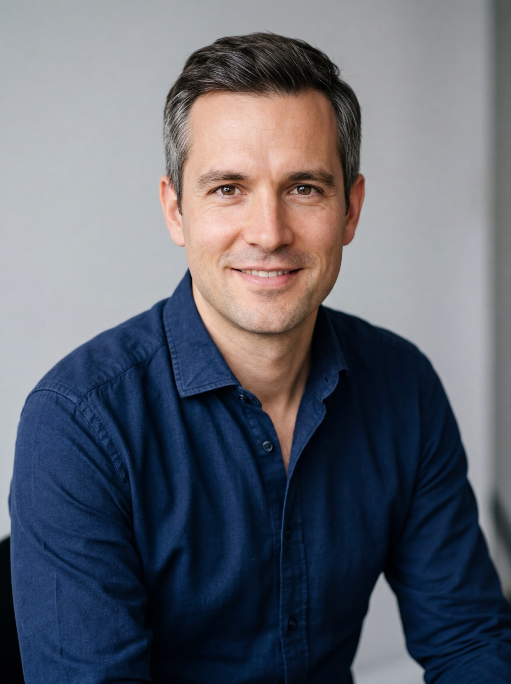 Leonhard Stiller, Chefredakteur bei Betrug.co